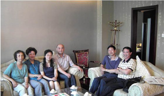 参加赴合访问团
